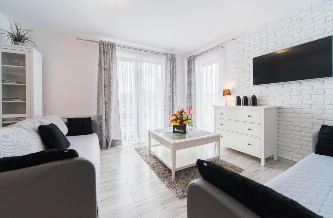 Delfin Bed & Breakfast Miedzywodzie Ngoại thất bức ảnh