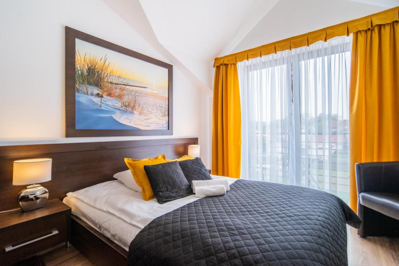 Delfin Bed & Breakfast Miedzywodzie Ngoại thất bức ảnh
