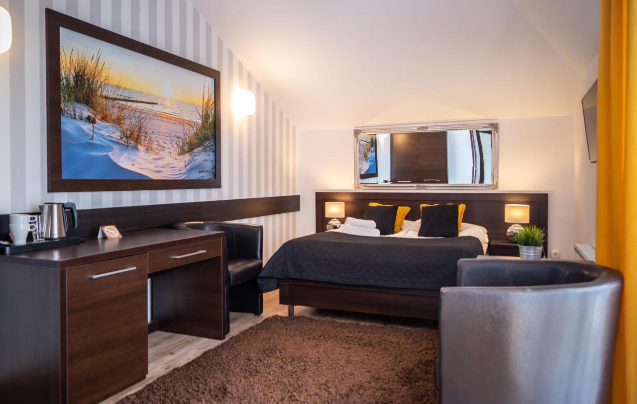 Delfin Bed & Breakfast Miedzywodzie Ngoại thất bức ảnh