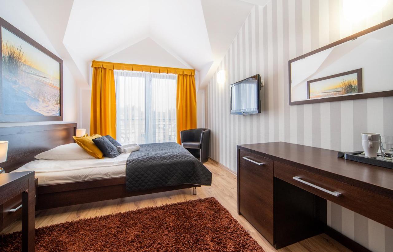 Delfin Bed & Breakfast Miedzywodzie Ngoại thất bức ảnh
