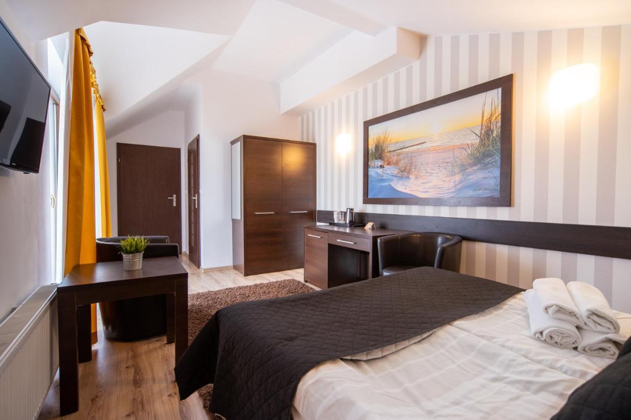 Delfin Bed & Breakfast Miedzywodzie Ngoại thất bức ảnh